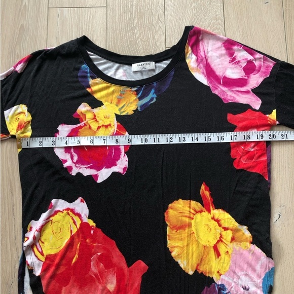 Aritzia Babaton Floral Print Top in Black Size XS - Picture 4 of 11